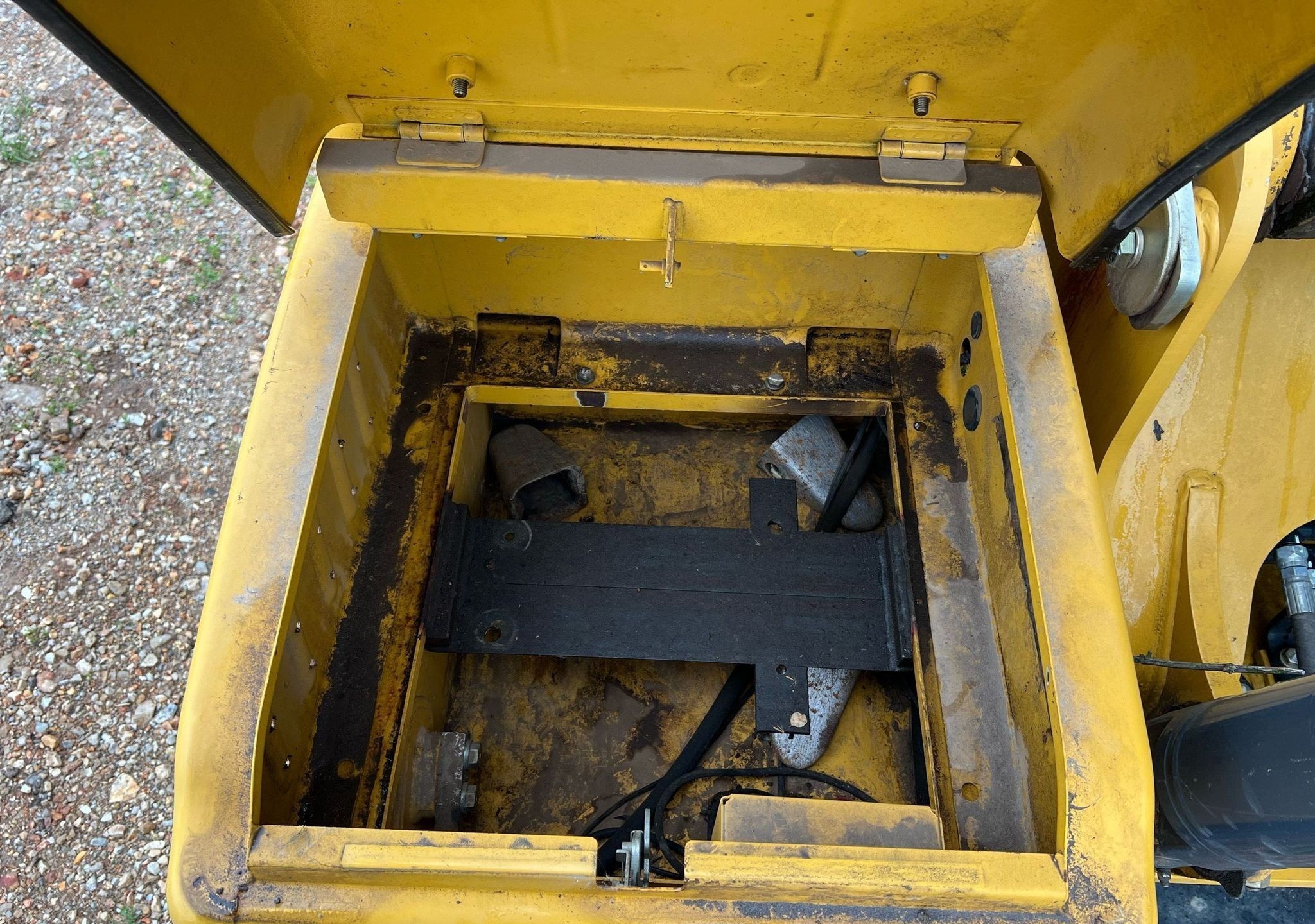 gallery 2014 John Deere 130G excavator