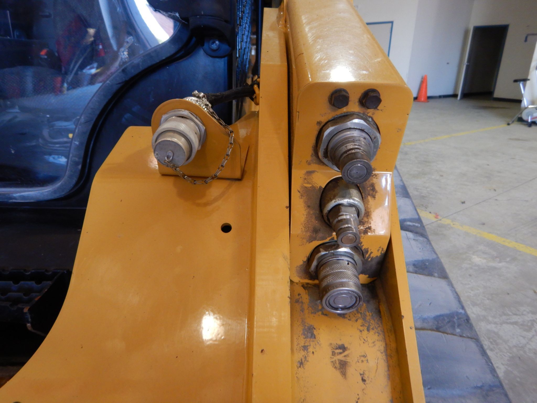 gallery 2018 Caterpillar 299D2 skid steer
