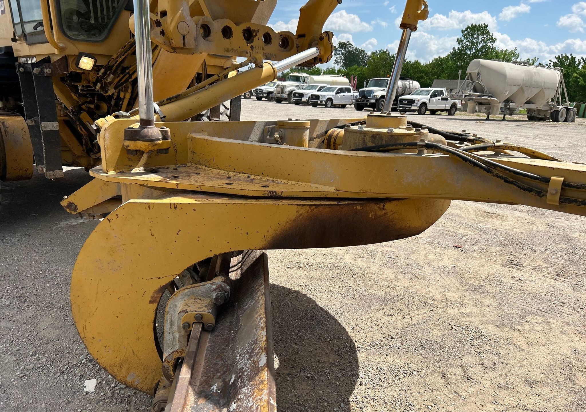 gallery 2006 Caterpillar 160H VHP Plus motor grader