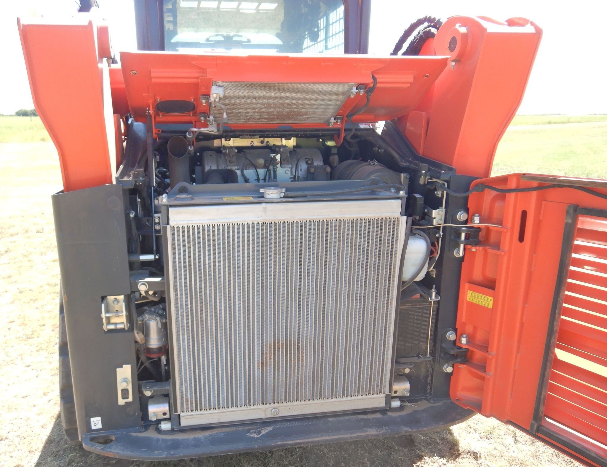 gallery 2021 Kubota SVL75-2  tracked skid steer loader