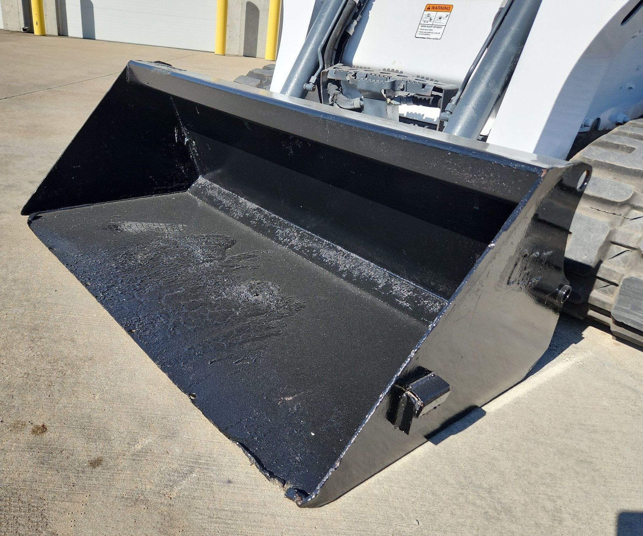 gallery 2018 Bobcat T770 tracked skid steer loader