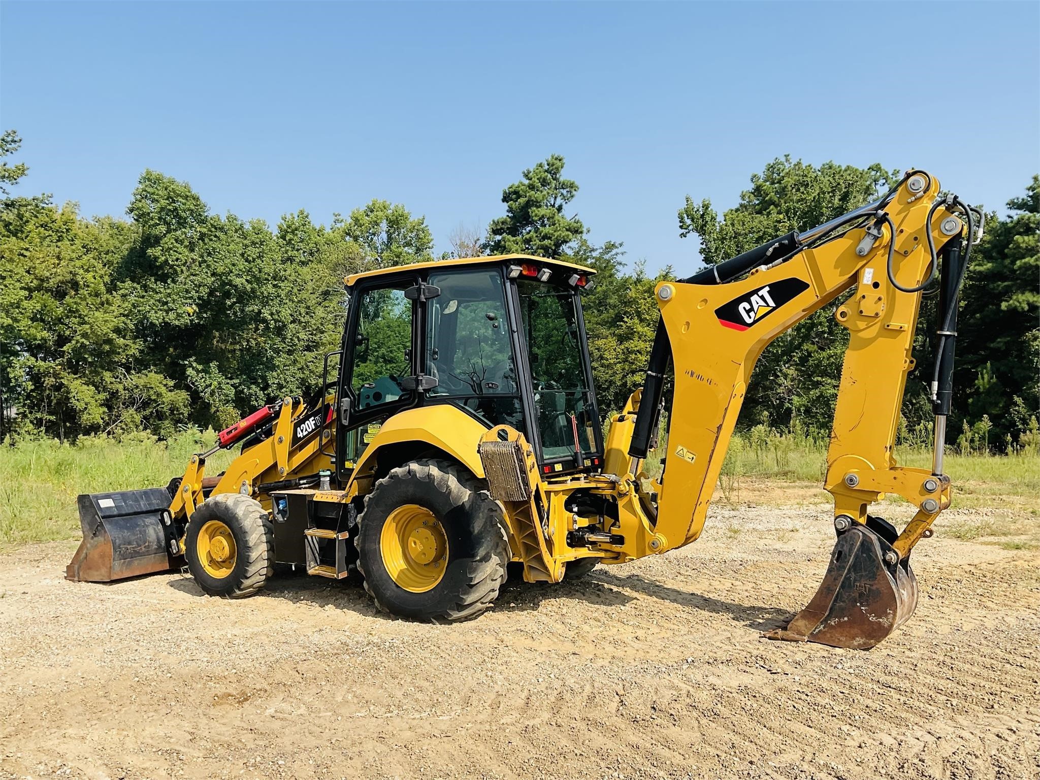 gallery 2015 CATERPILLAR 420F2 IT