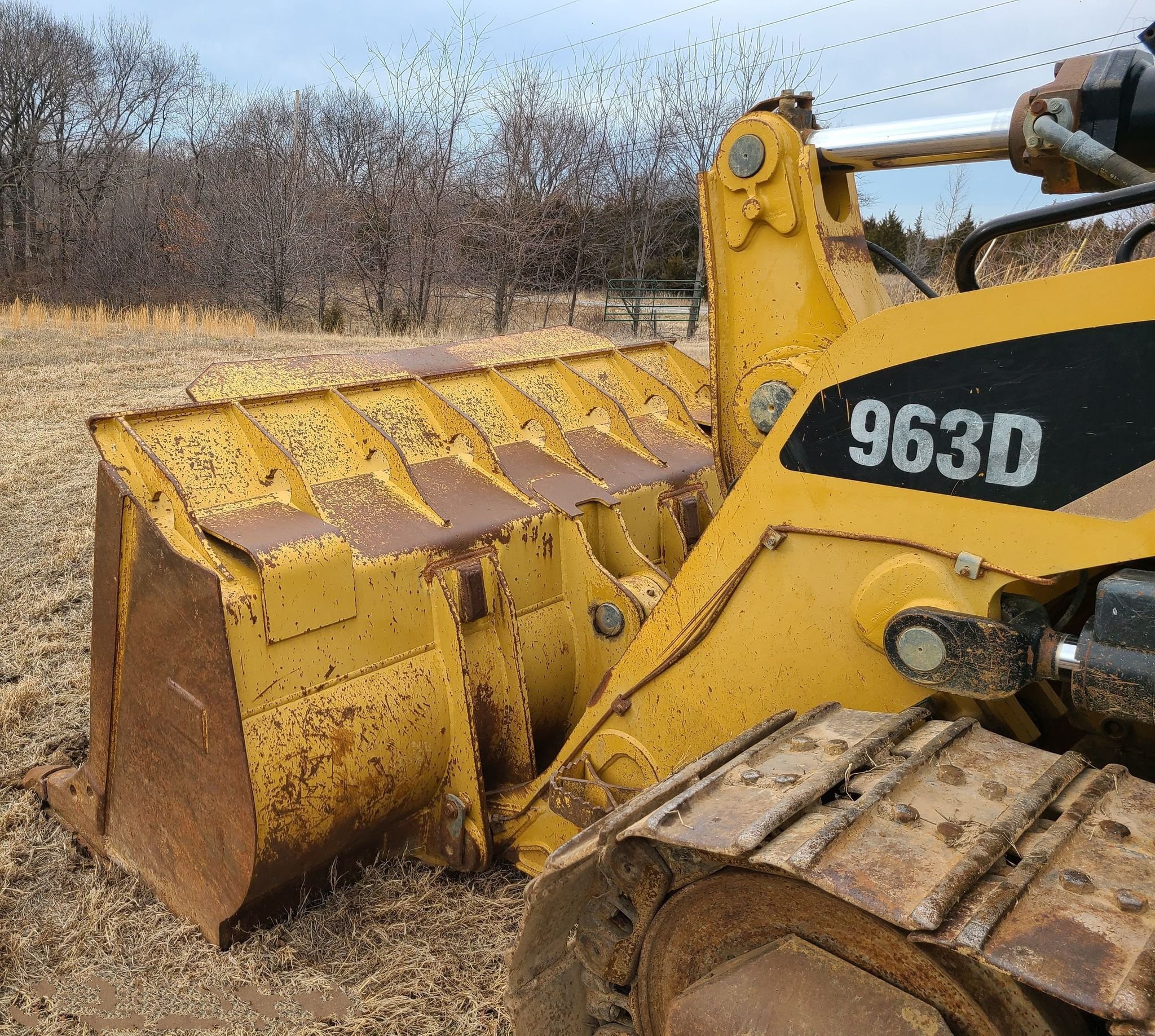 gallery 2010 Caterpillar 963D track loader