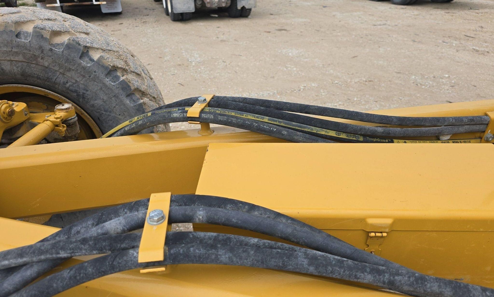 gallery 2012 Caterpillar 140M2 motor grader