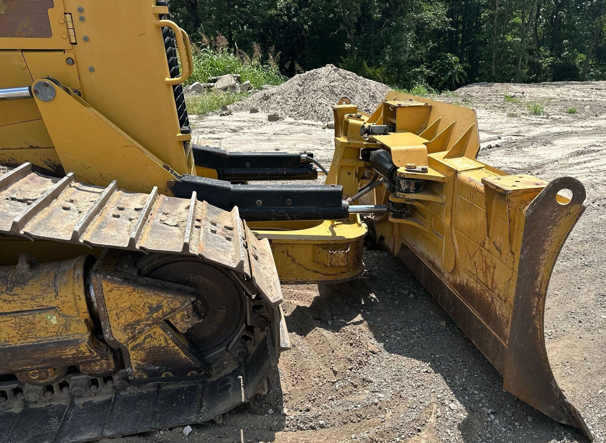 gallery 2012 Caterpillar D6N LGP dozer