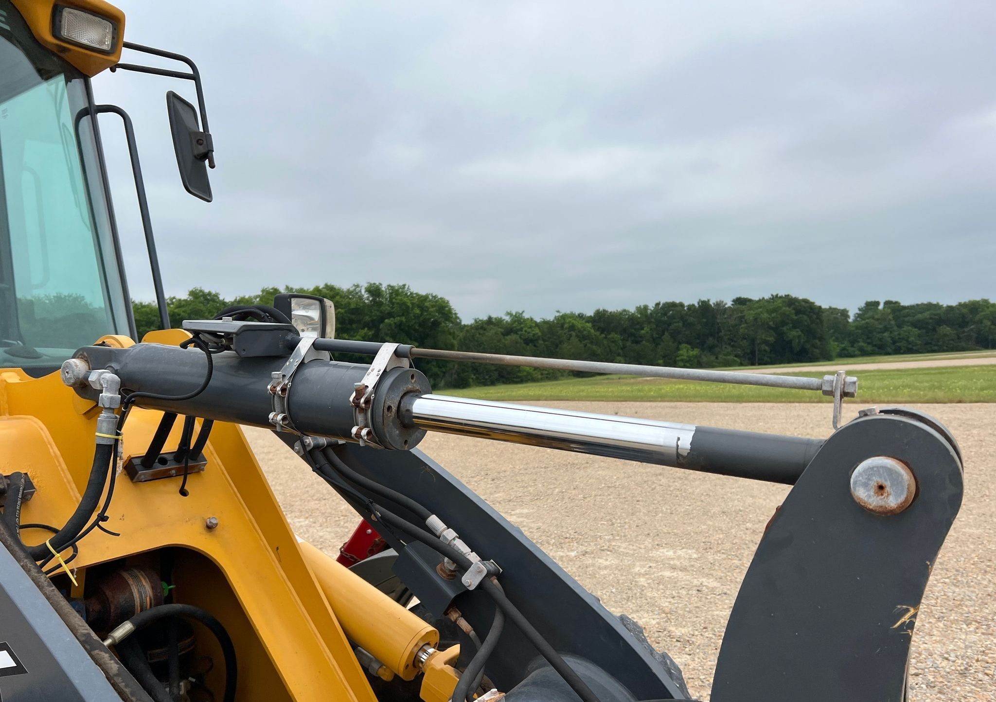 gallery 2016 John Deere 324K wheel loader