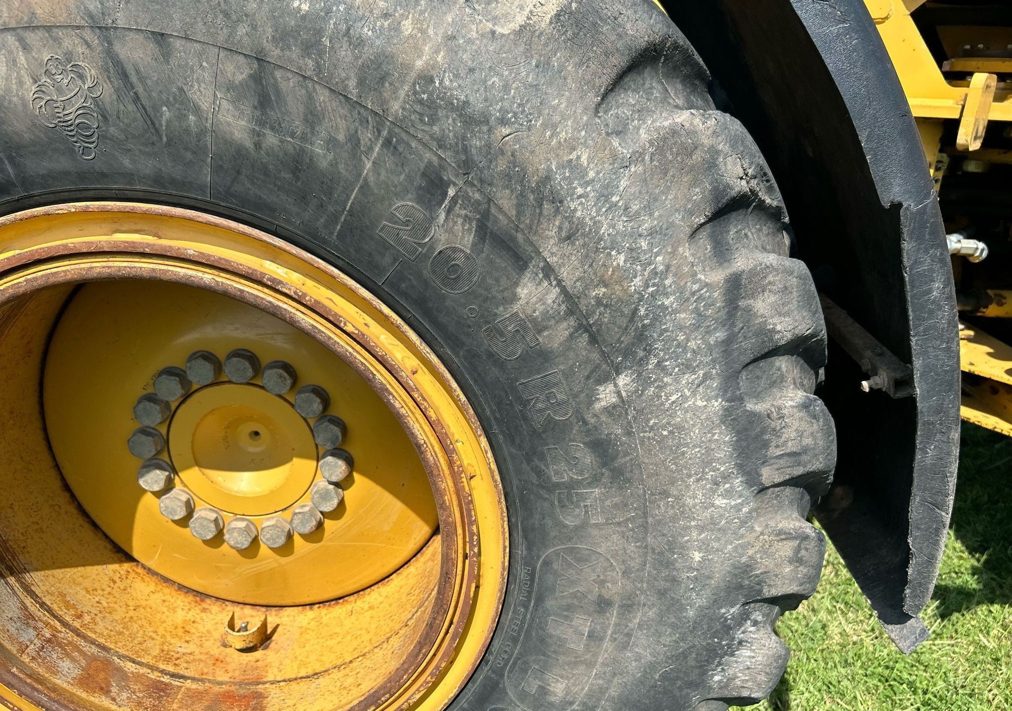 gallery 2001 Caterpillar 924G wheel loader