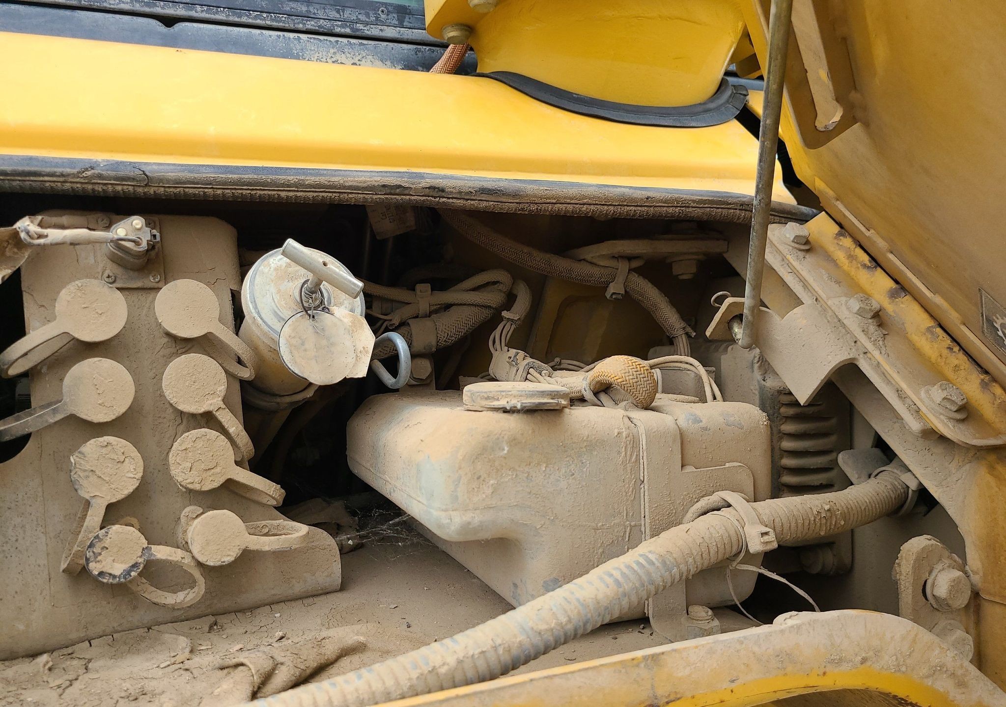 gallery 2010 Caterpillar D6N LGP dozer