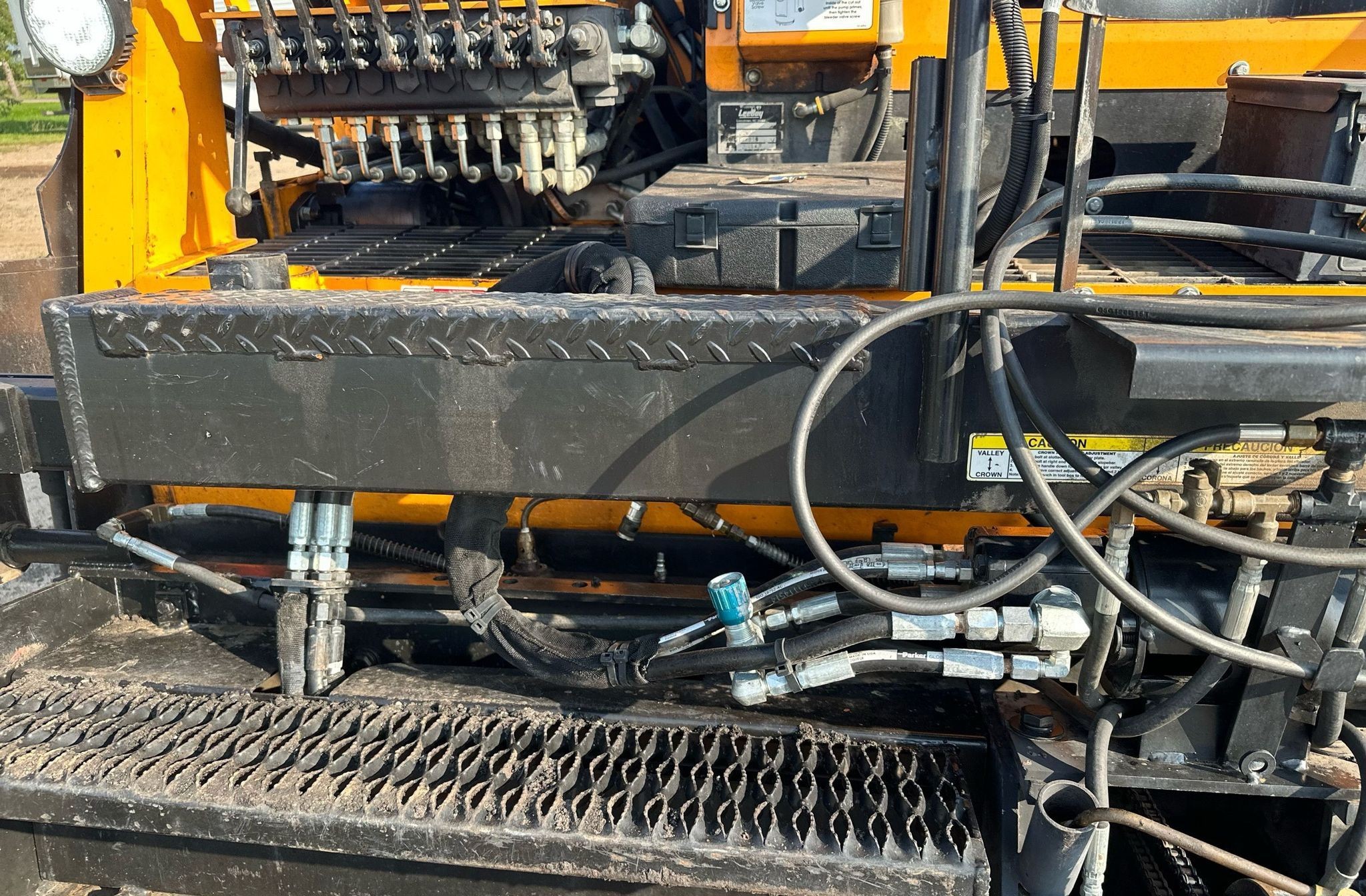 gallery 2018 LeeBoy 8500D paver