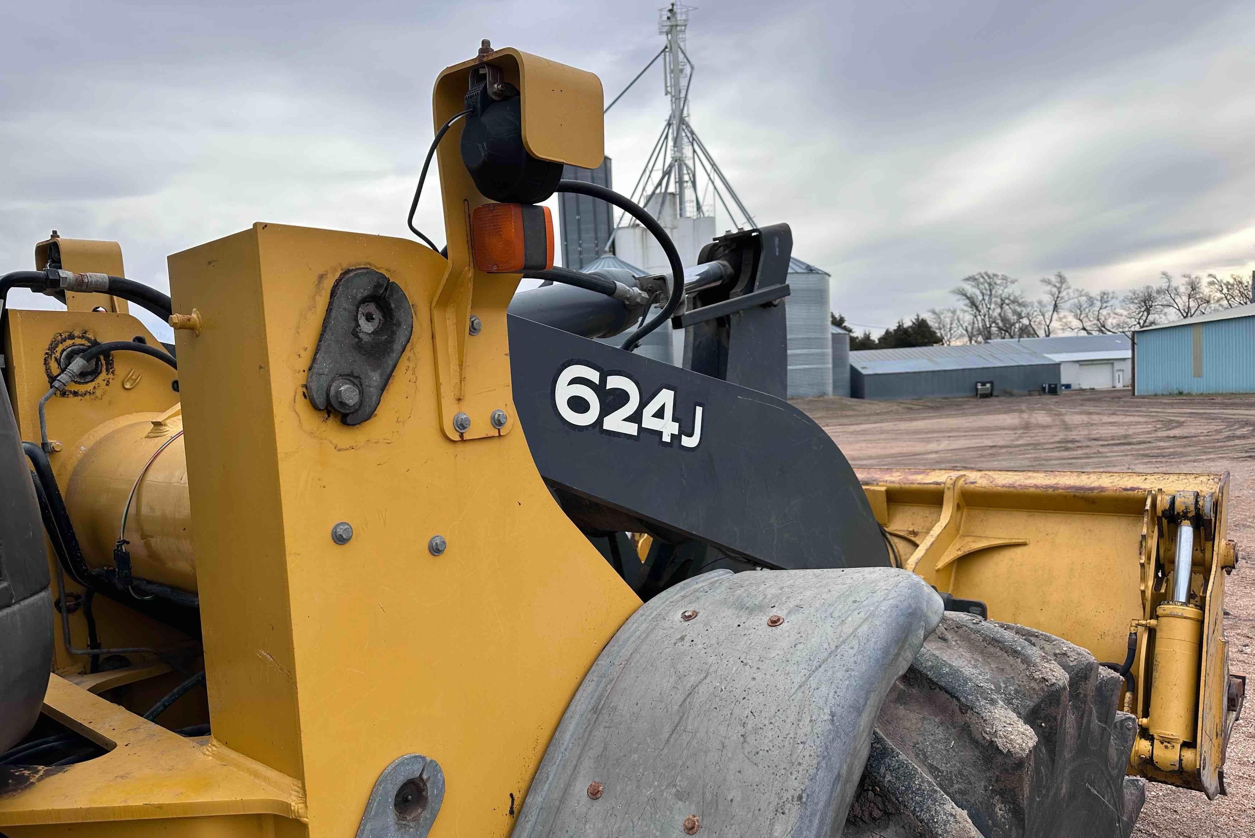gallery 2004 John Deere 624J Wheel Loader W4-IN-1 Bucket