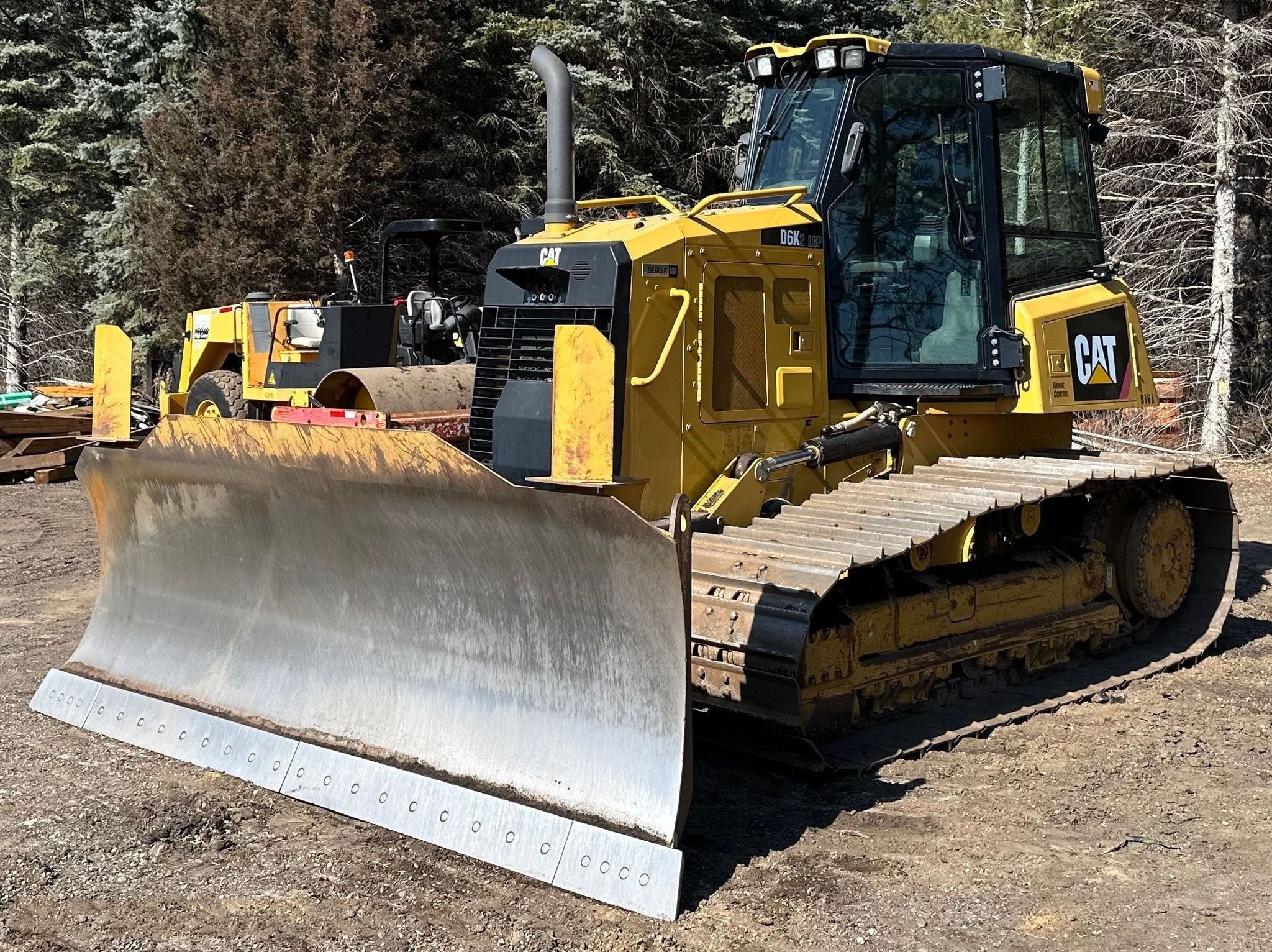 gallery 2016 Caterpillar D6K2 LGP dozer