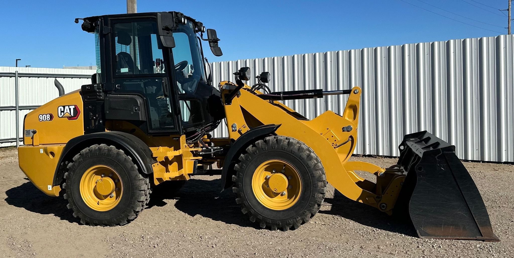 gallery 2023 Caterpillar 908 wheel loader