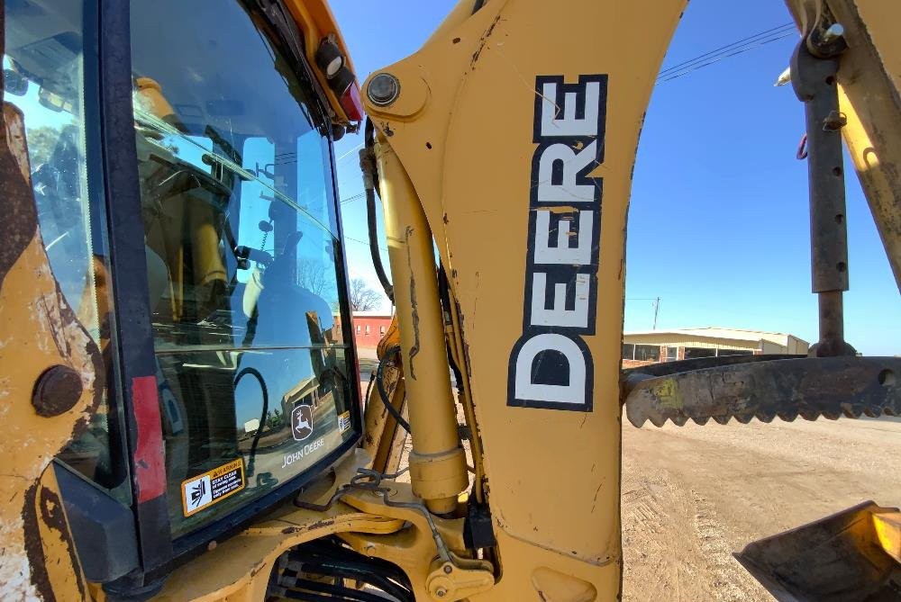 gallery 2006 John Deere 410G 4x4 Loader Backhoe WExtendahoe