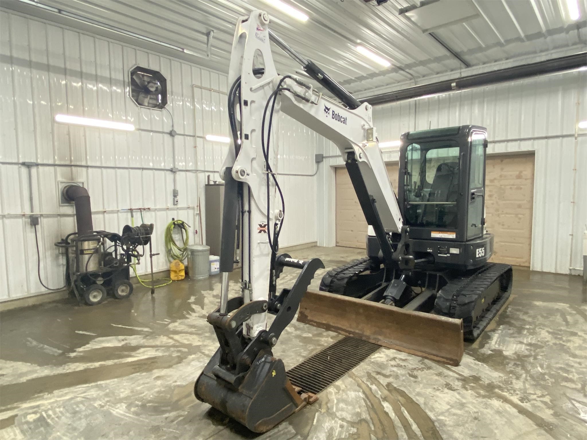 gallery 2018 BOBCAT E55 Mini Excavator