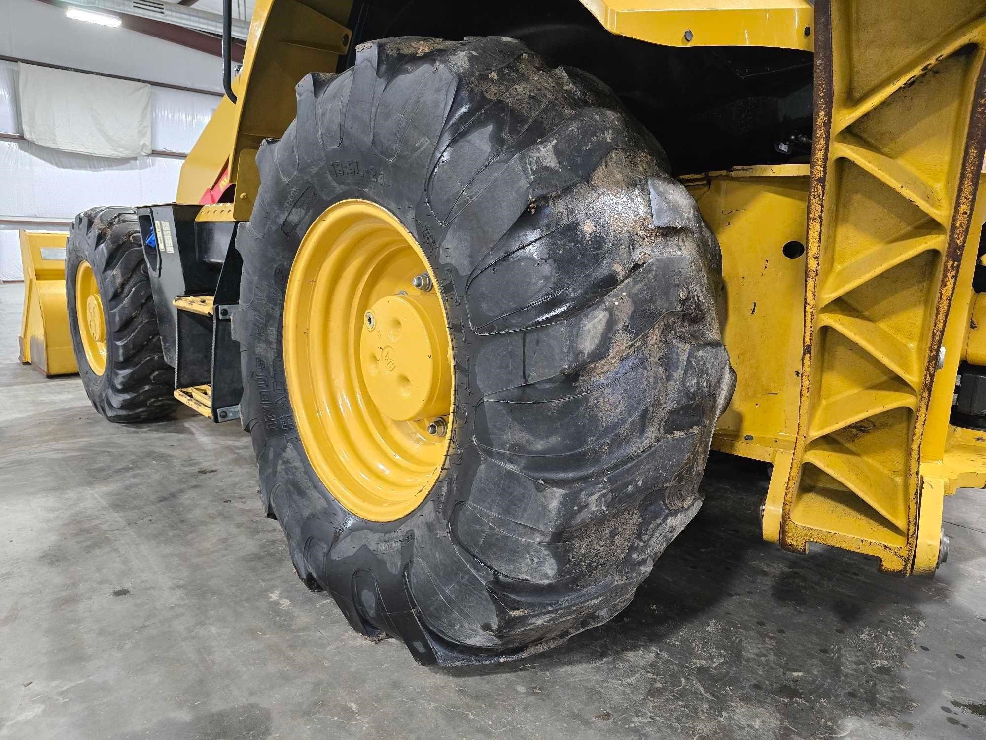 gallery 2017 Caterpillar 420F2  Backhoe