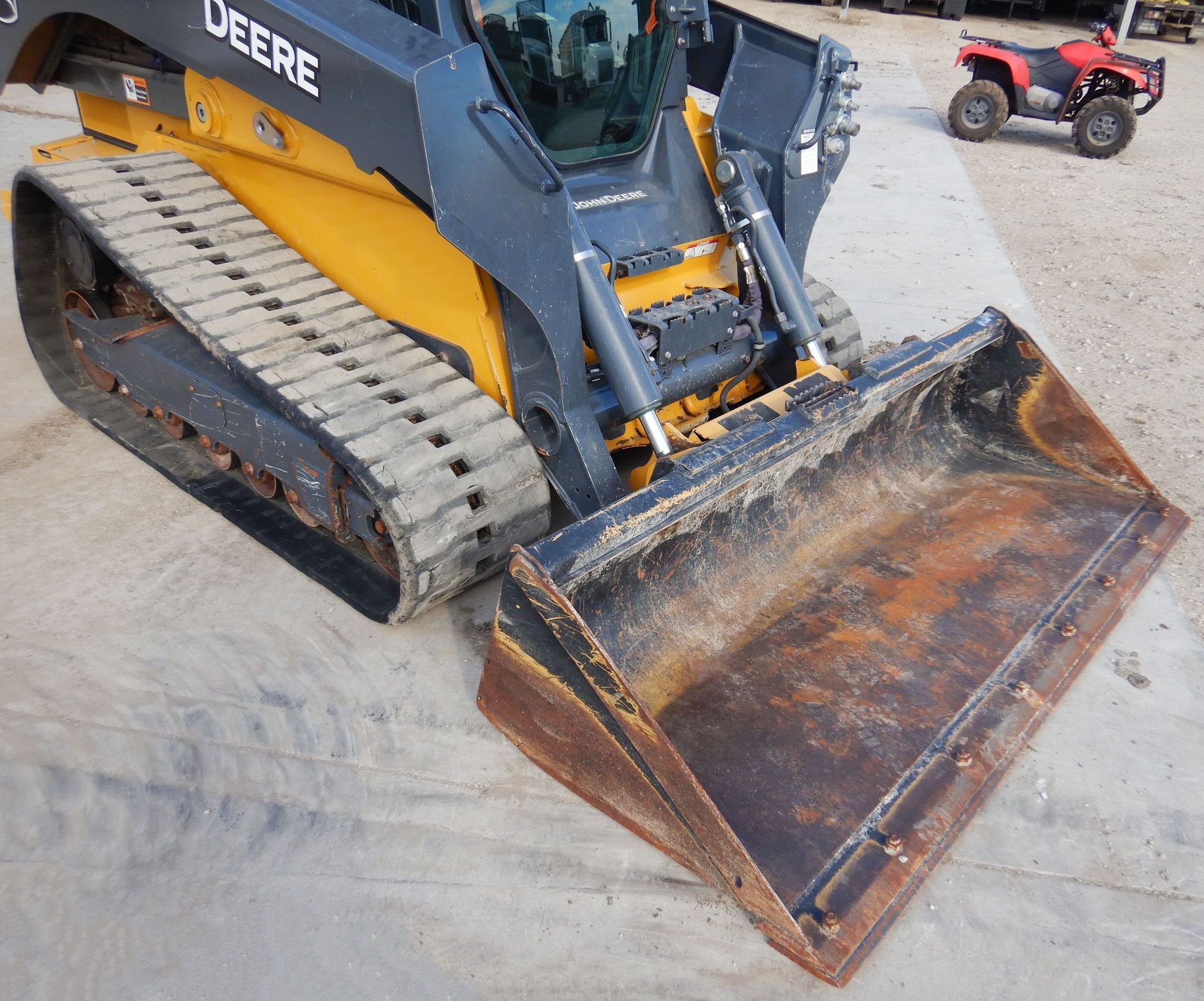 gallery 2020 John Deere 333G tracked skid steer loader