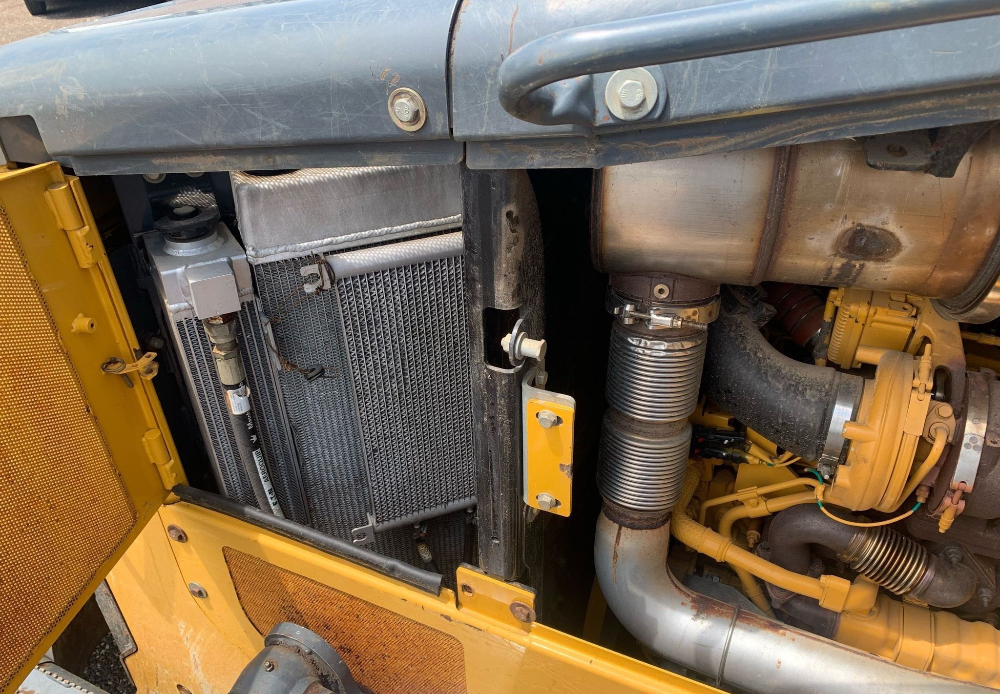 gallery 2014 John Deere 850K WLT dozer