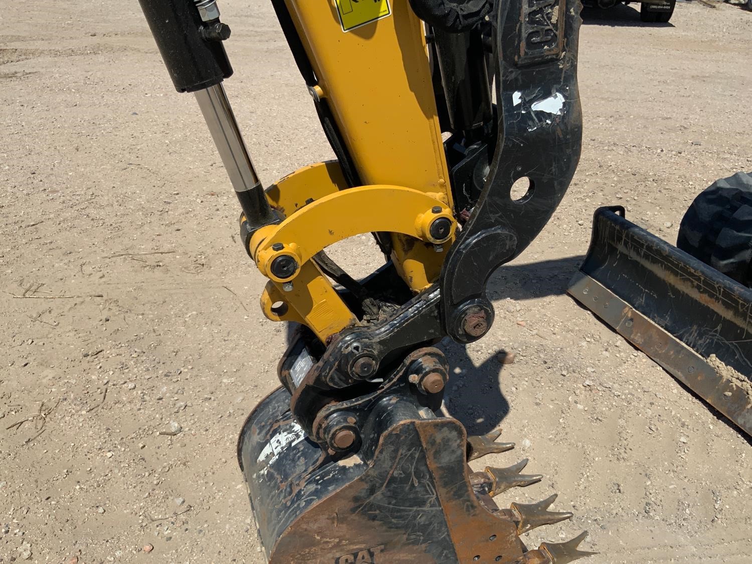 gallery 2018 Caterpillar 304E2 Mini Excavator