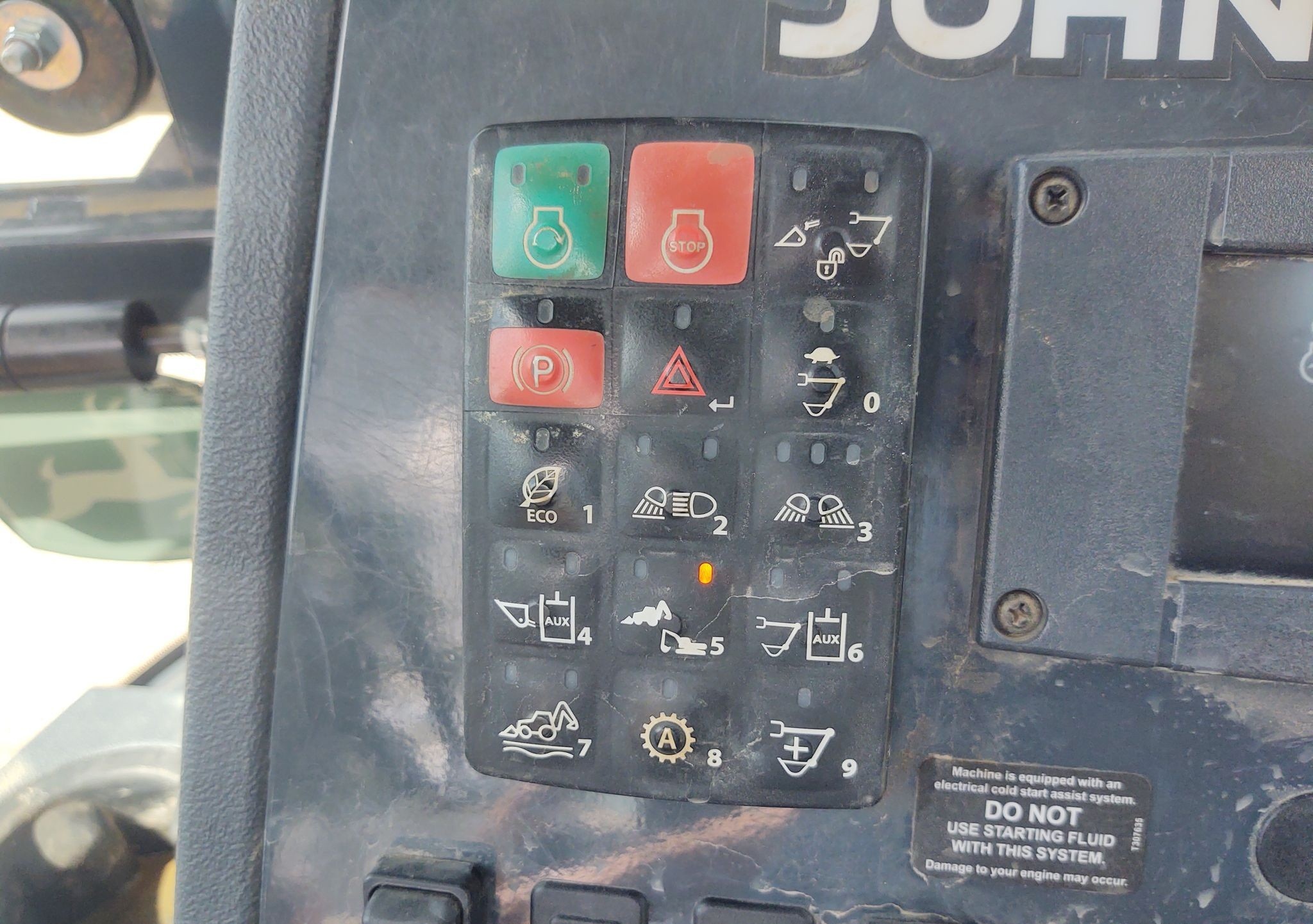 gallery 2018 John Deere 410L backhoe