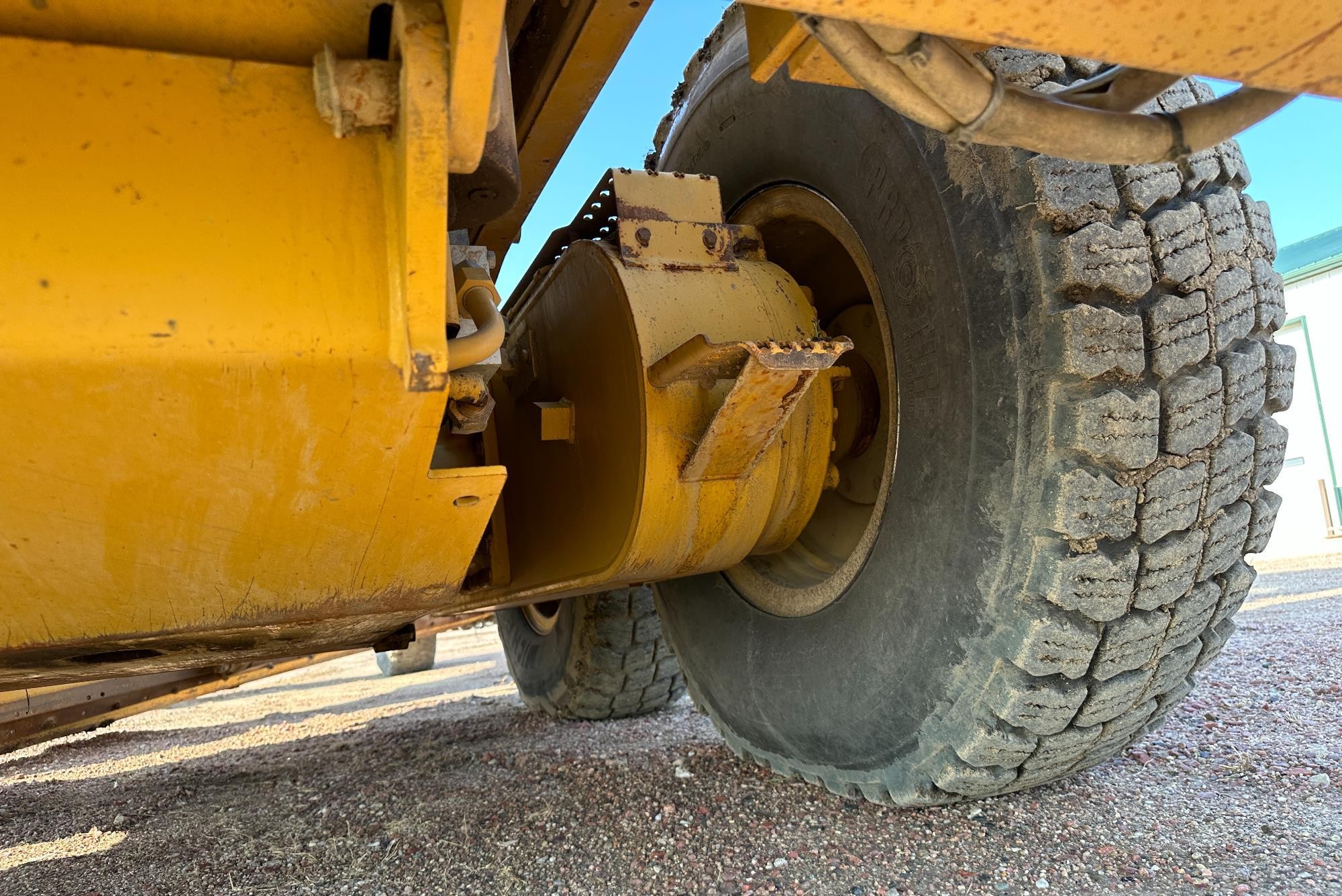 gallery 2014 Caterpillar 140M2 VHP Plus Motor Grader
