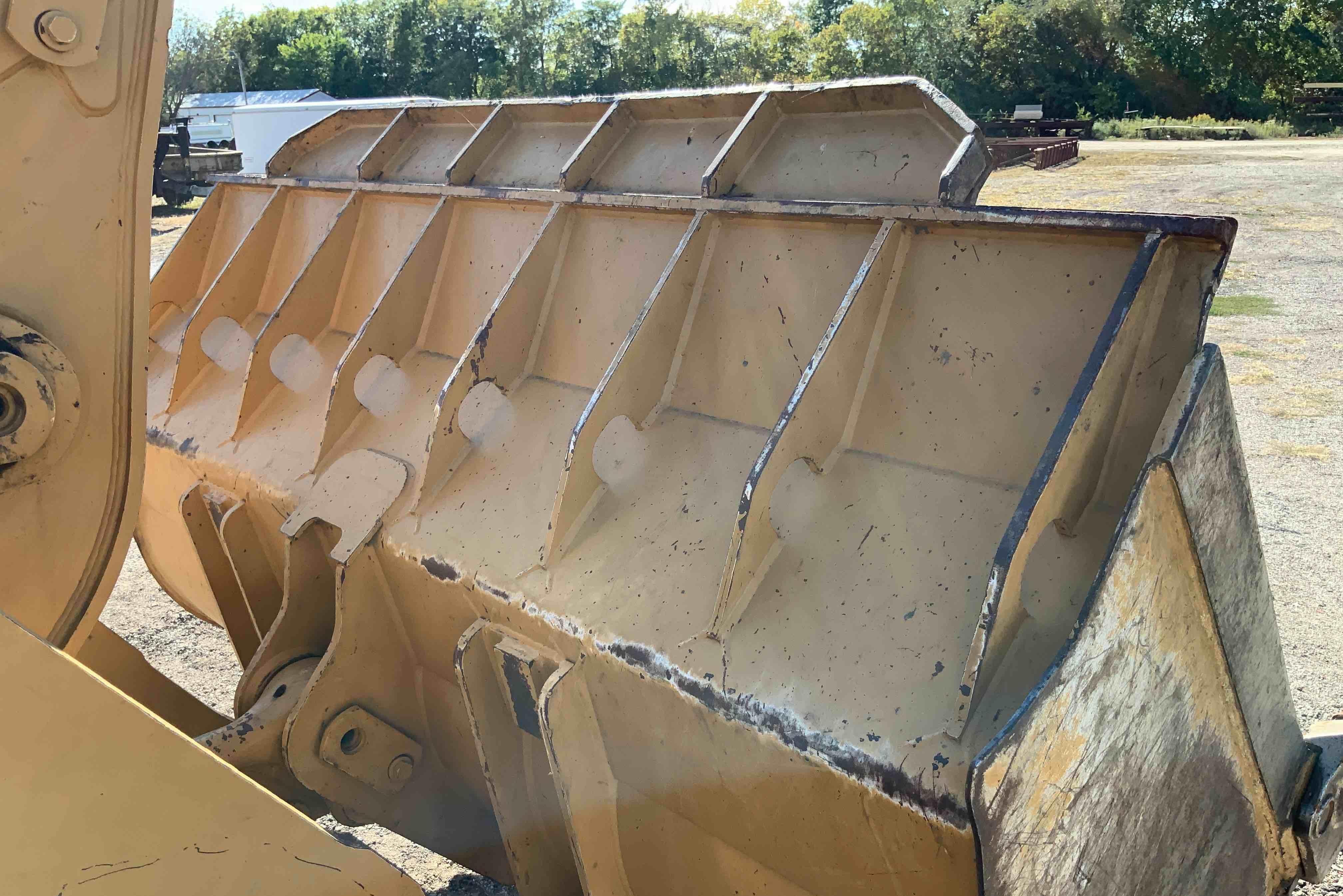 gallery 2002 Caterpillar 963C Track Loader