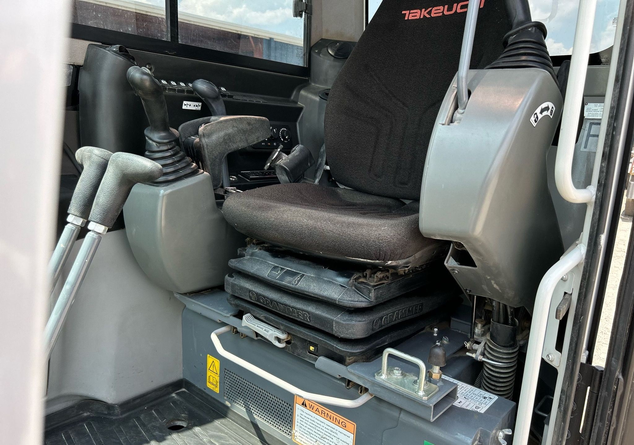 gallery 2020 Takeuchi TB290 mini excavator