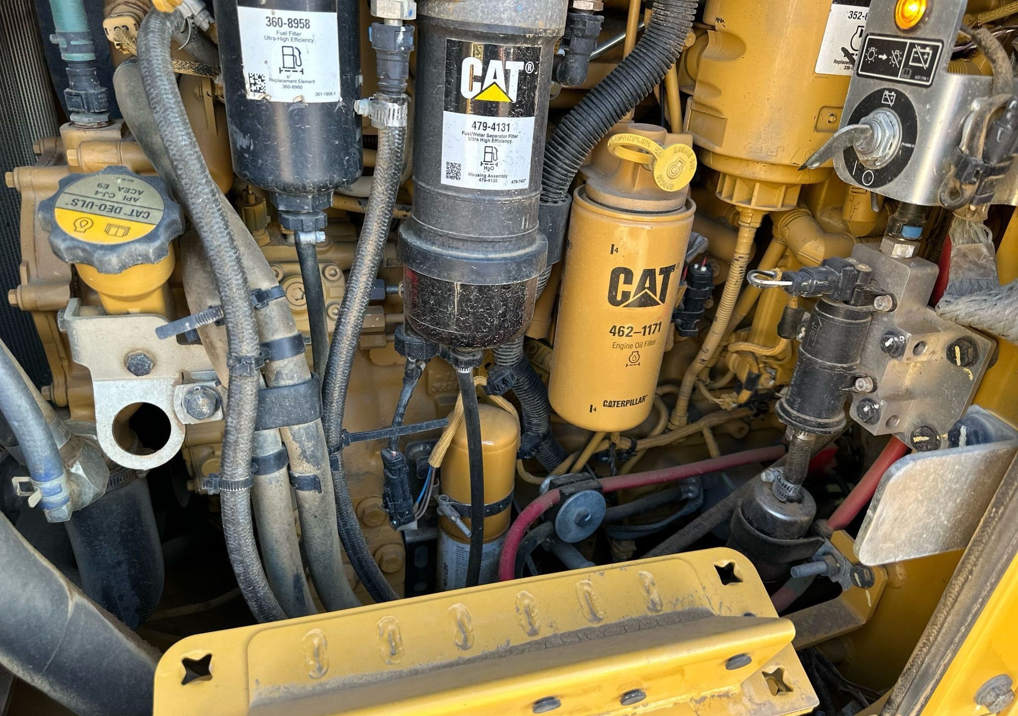 gallery 2018 Caterpillar 953K track loader