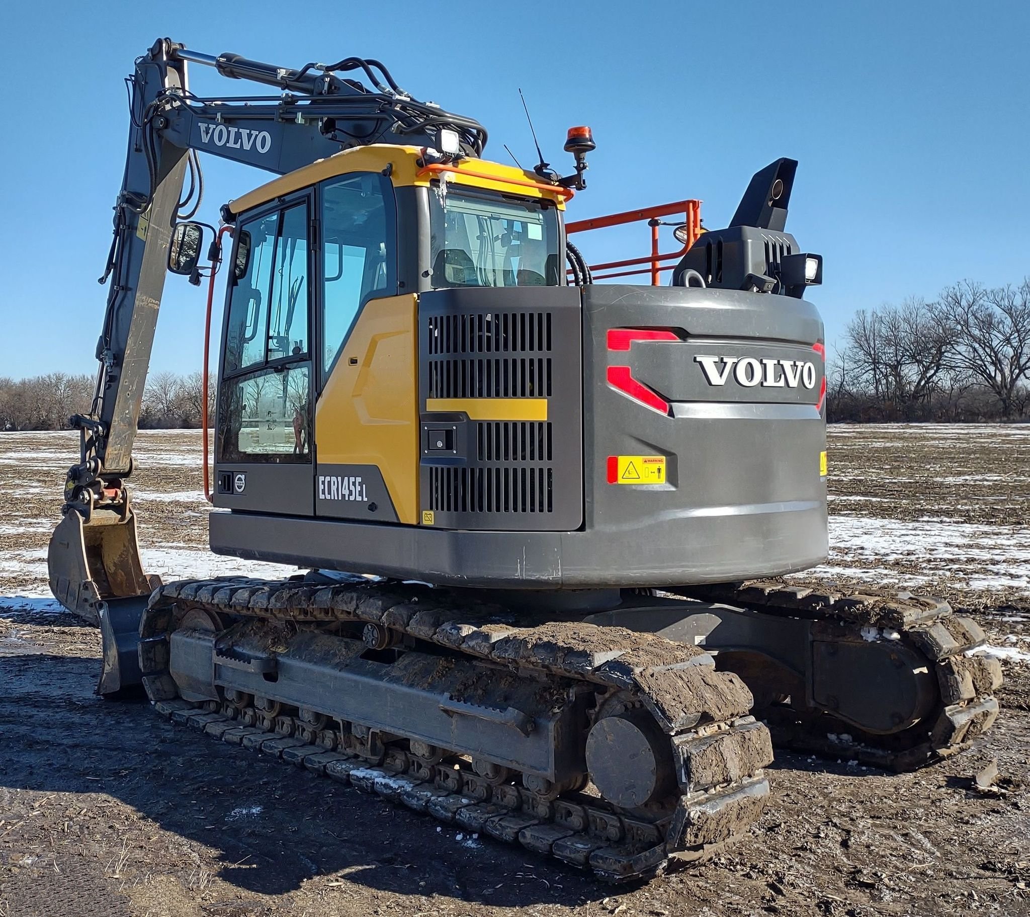 gallery 2021 Volvo ECR145EL excavator