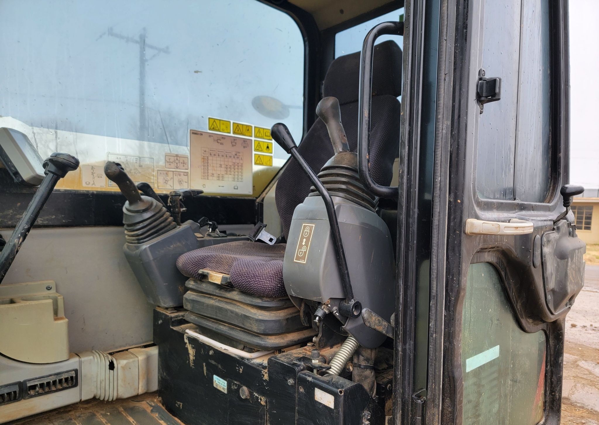 gallery 2014 Caterpillar 308E2 CR mini excavator
