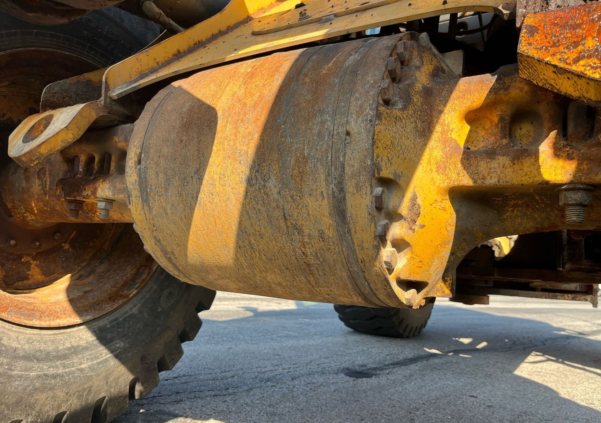 gallery 2005 John Deere 544J wheel loader
