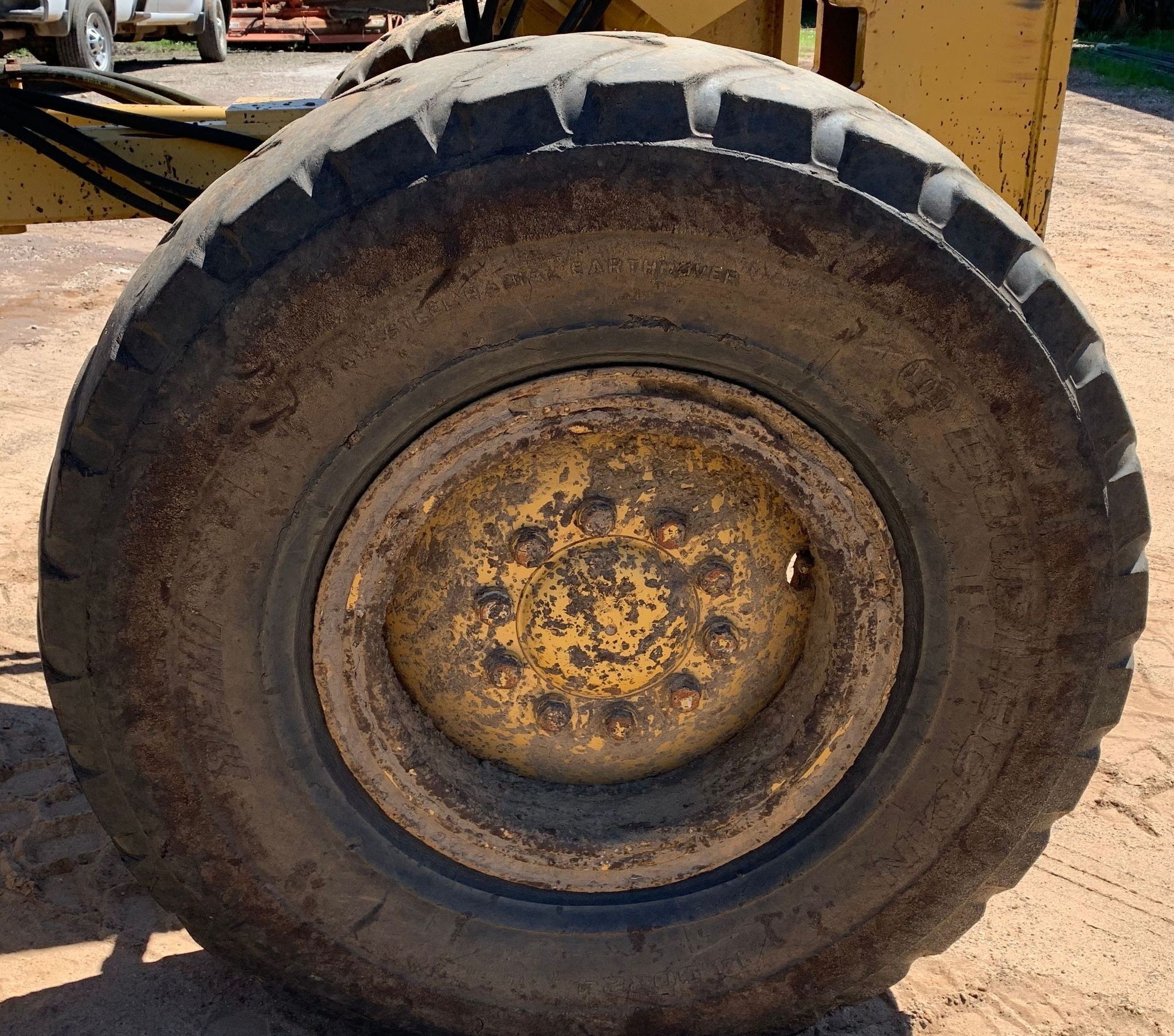 gallery 2008 Caterpillar 140M motor grader