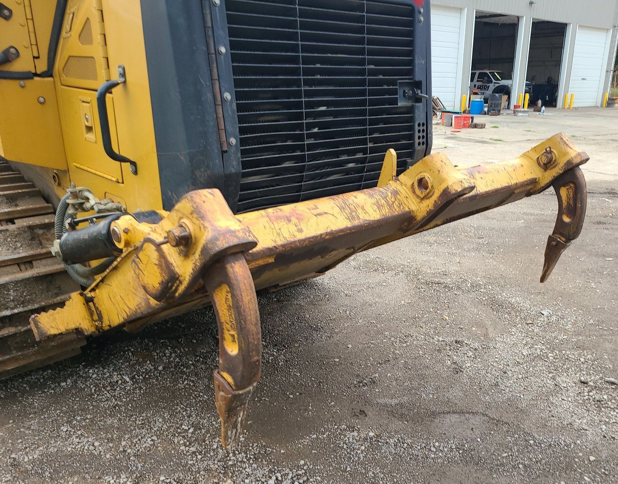 gallery 2008 Caterpillar 963D track loader