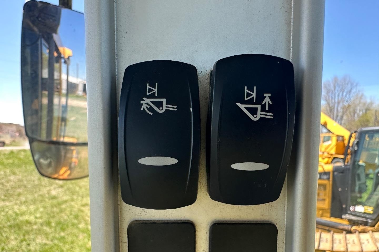 gallery 2018 Volvo L90H Wheel Loader