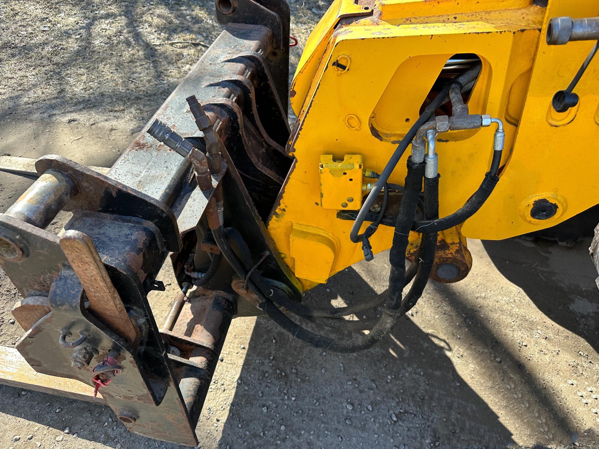 gallery 2017 JCB TM320 4x4 Telehandler