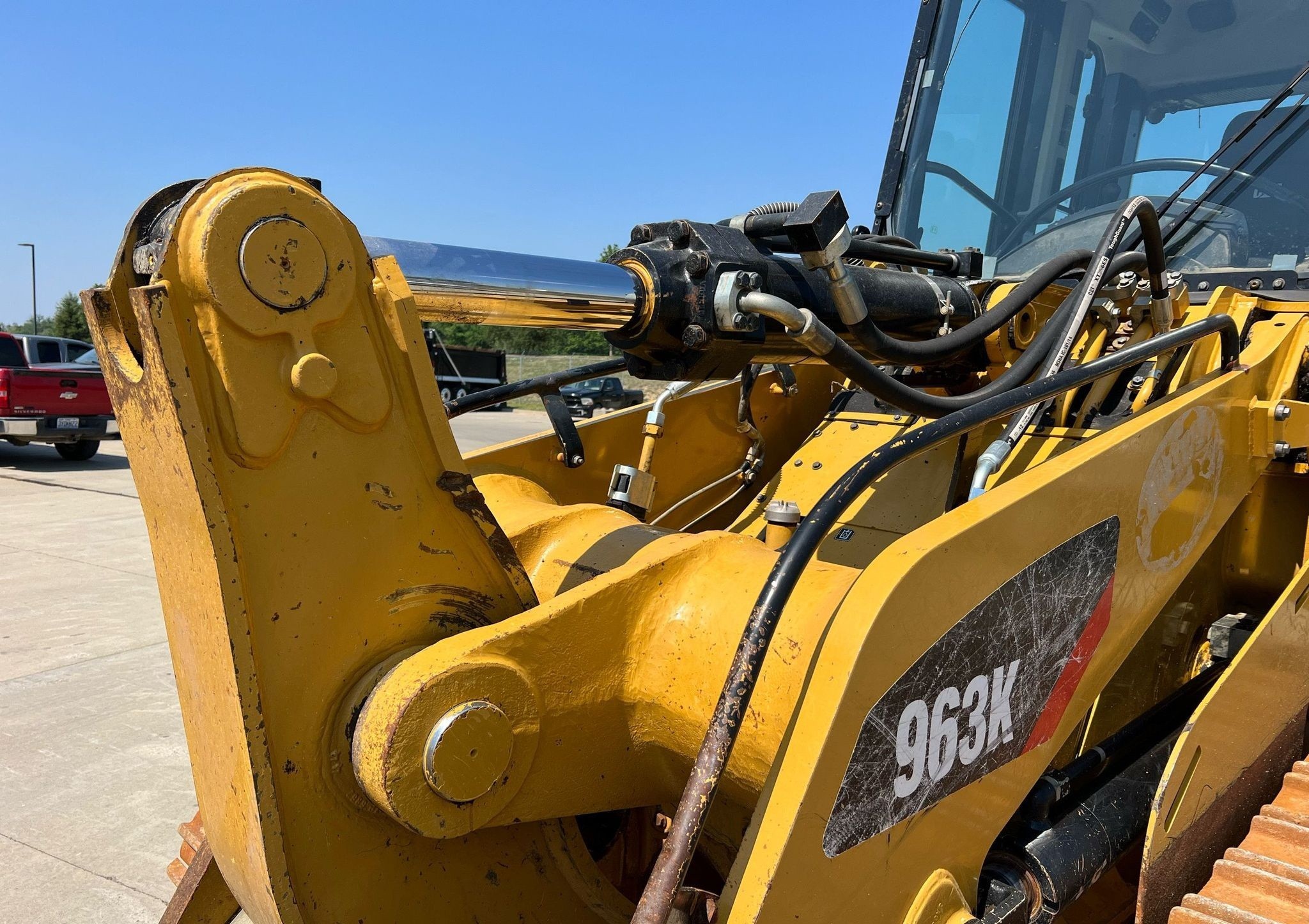 gallery 2016 Caterpillar 963K track loader