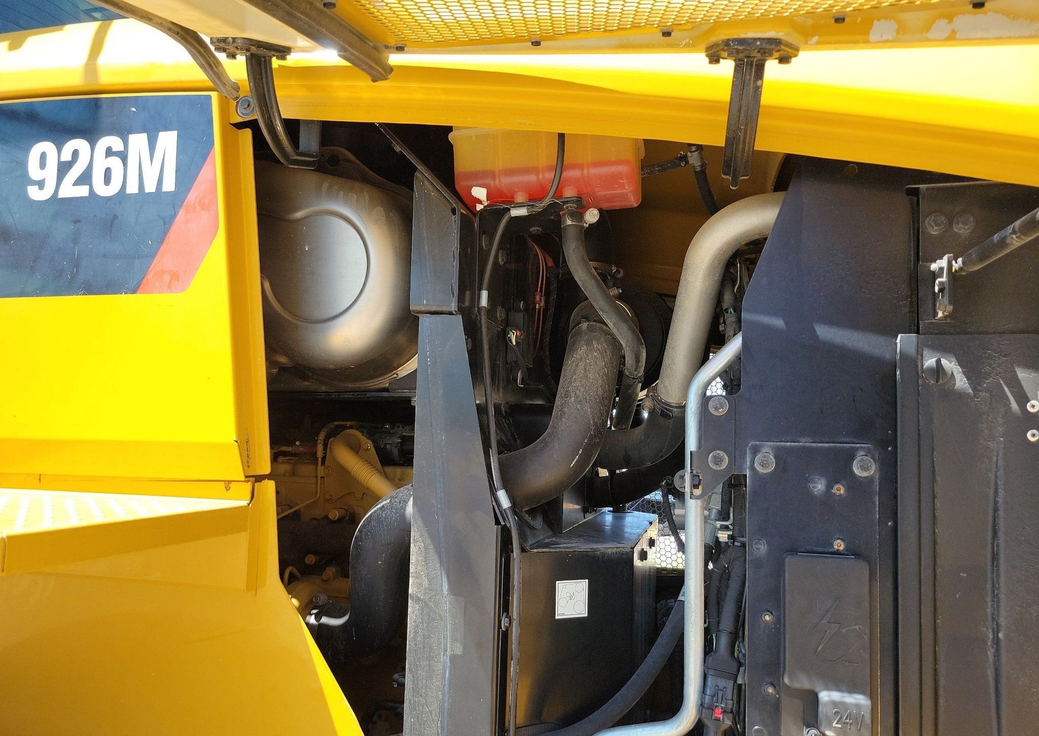 gallery 2016 Caterpillar 926M wheel loader