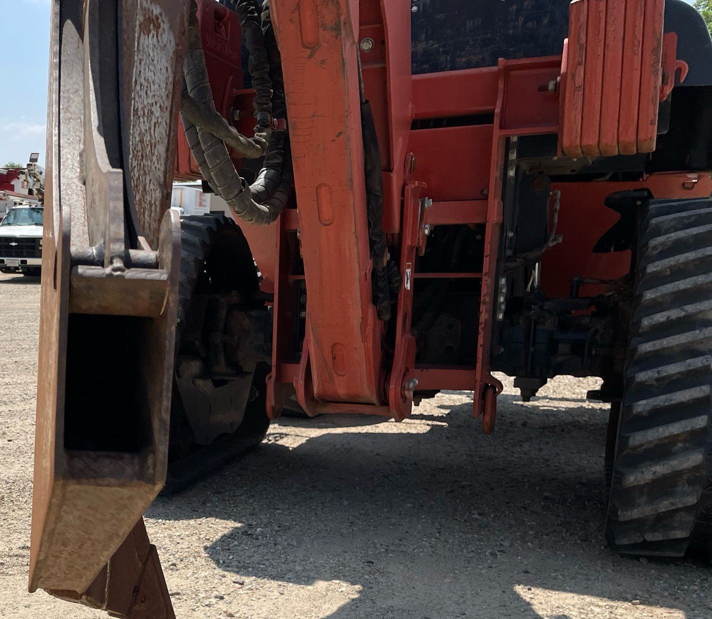 gallery 2011 Ditch Witch RT115 Quad vibratory cable plow