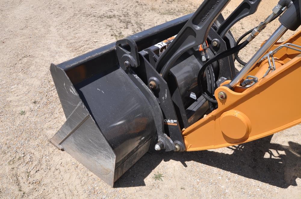 gallery 2019 Case 580 Super N 4x4 Loader Backhoe