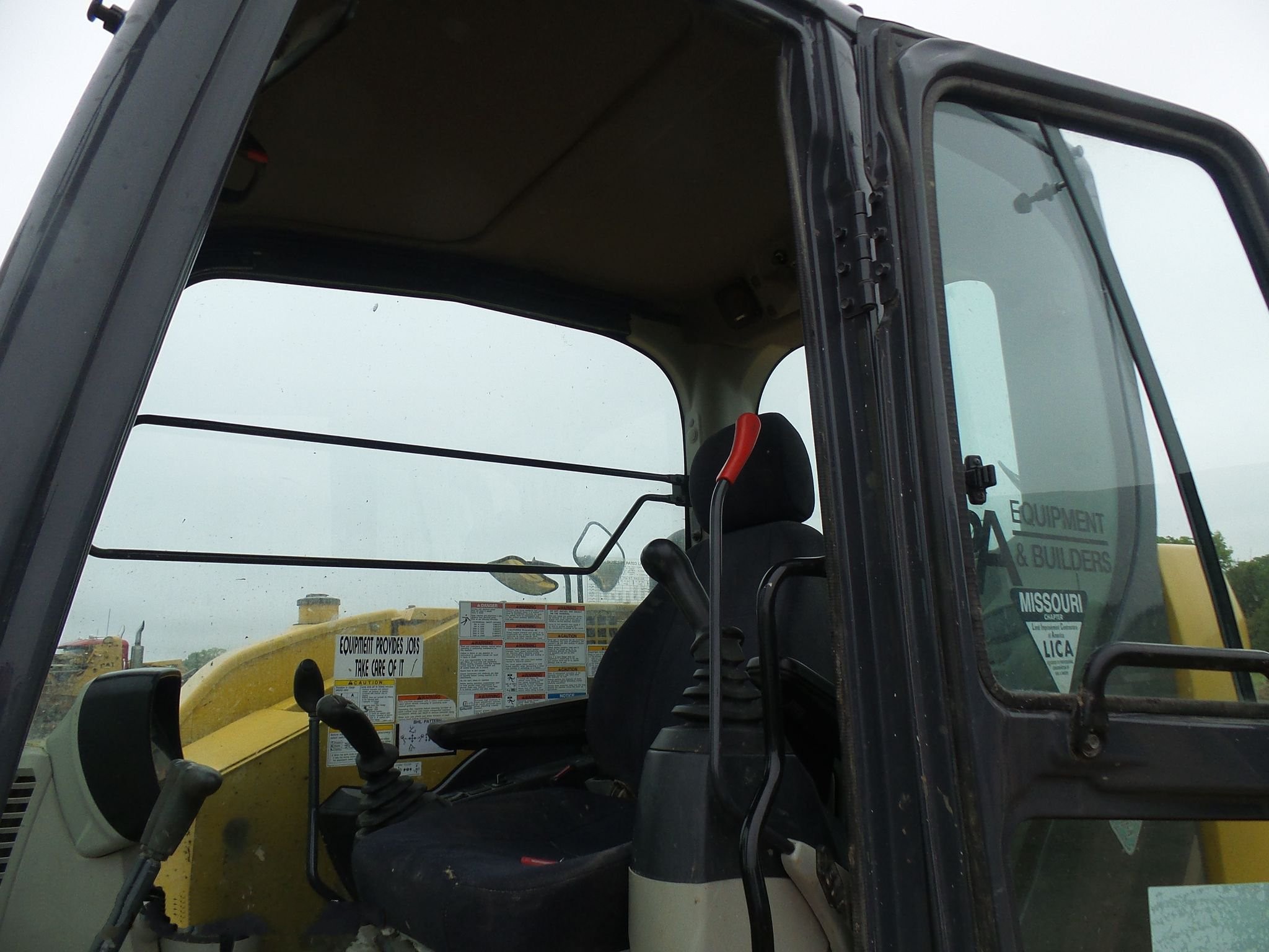 gallery 2016 Kobelco SK85CS-3 excavator