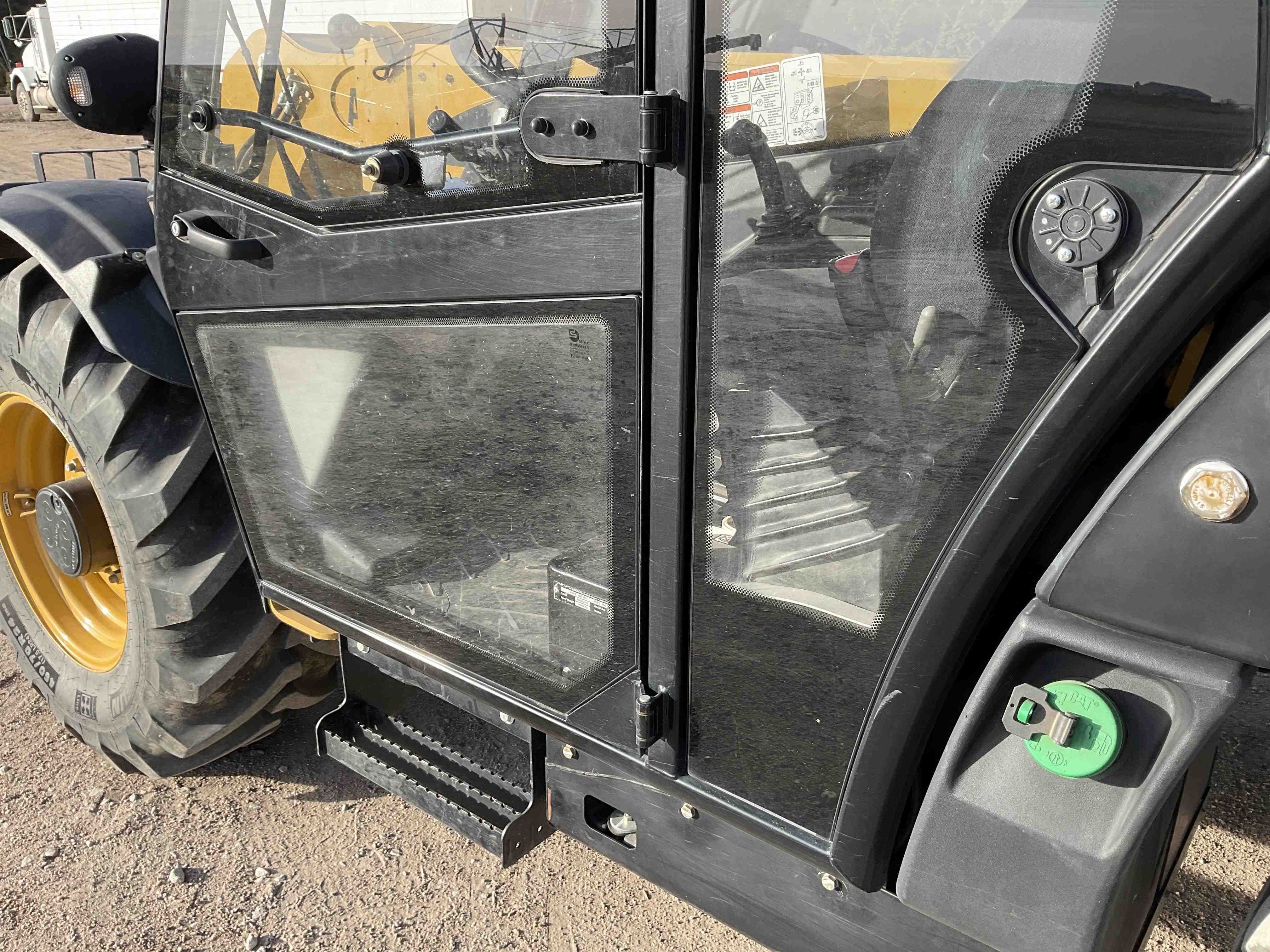 gallery 2012 Caterpillar TH406 4x4x4 Telehandler