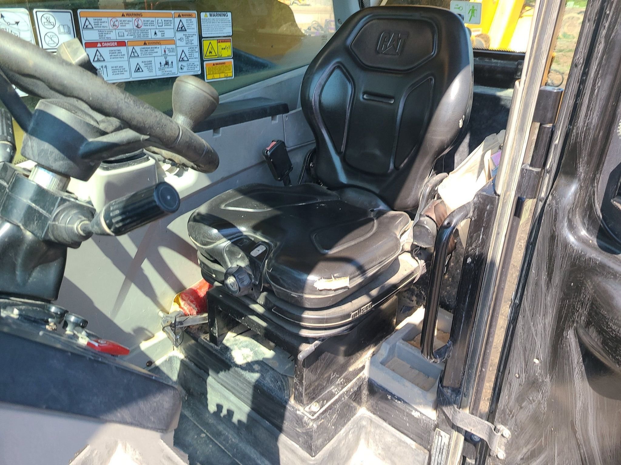 gallery 2018 Caterpillar TL1255D telehandler