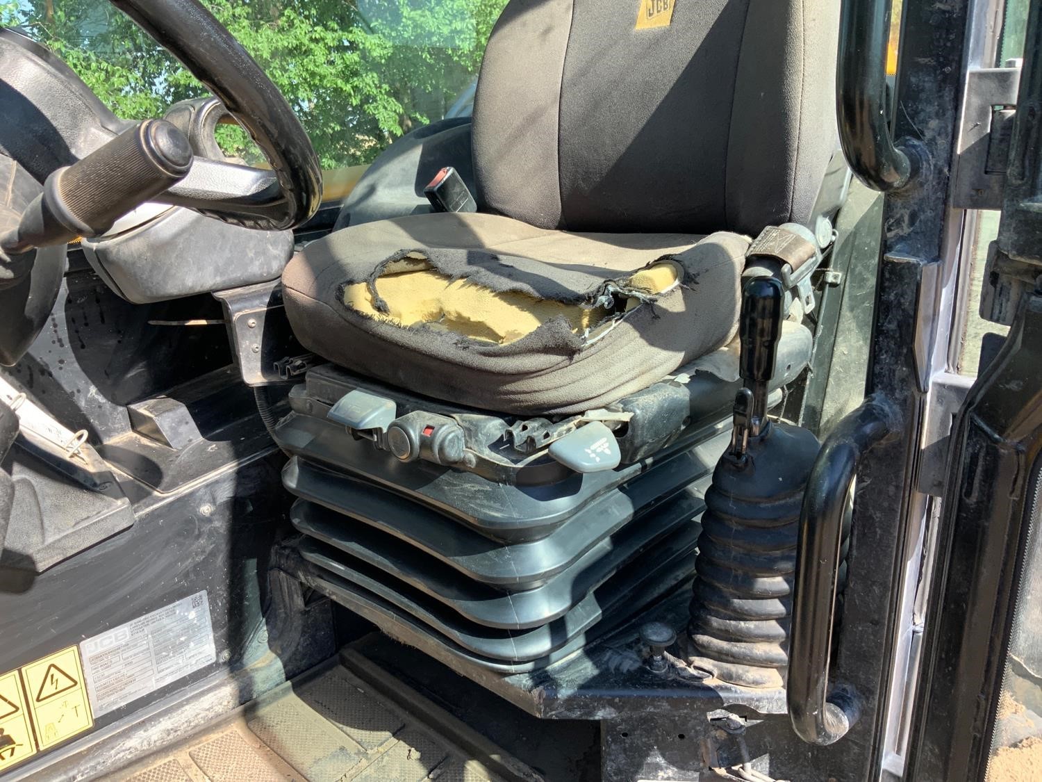 gallery 2017 Jcb 560-80AGS 4x4x4 Telehandler