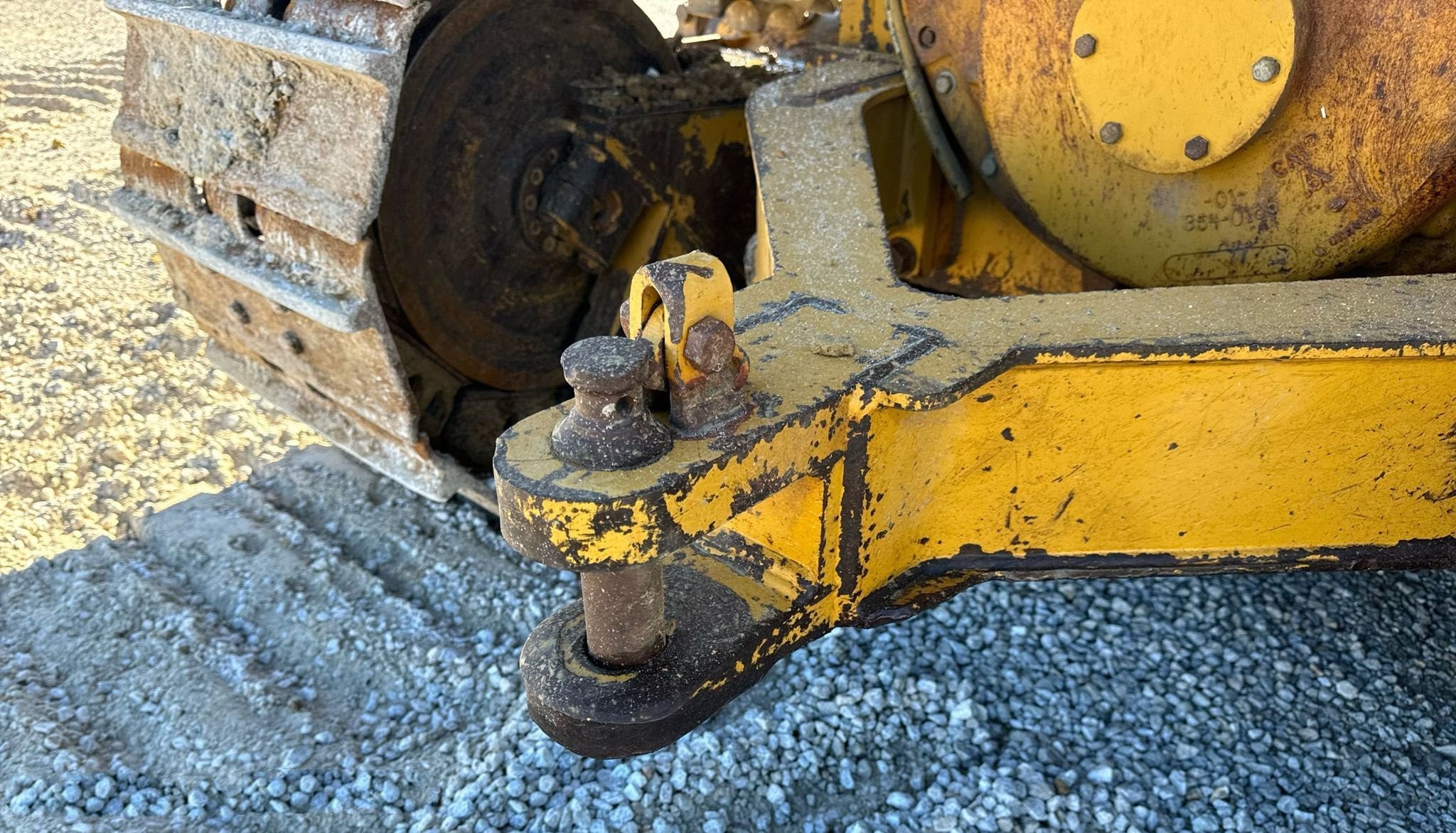 gallery 2011 Caterpillar D6T XL dozer