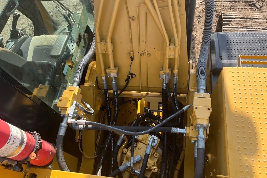 gallery 2013 Caterpillar 324EL Excavator
