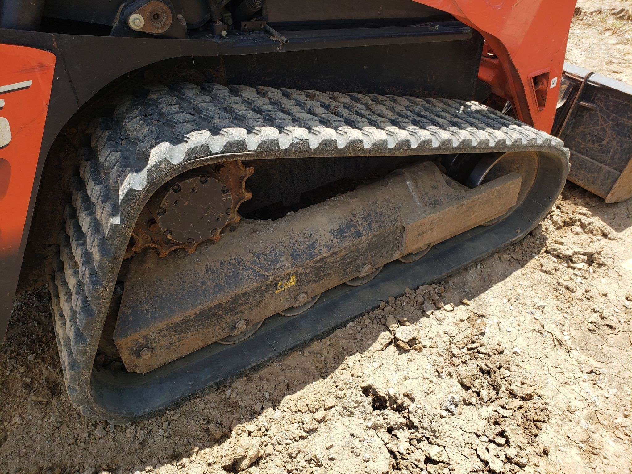 gallery 2013 Kubota SVL75 skid steer 2