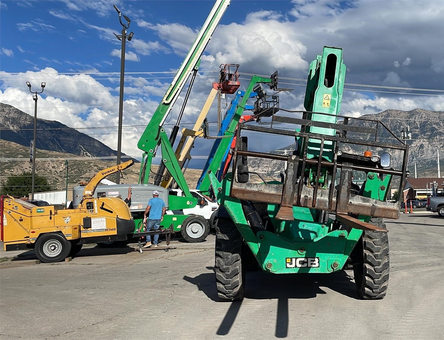 gallery 2015 JCB 510-56 Telehandler