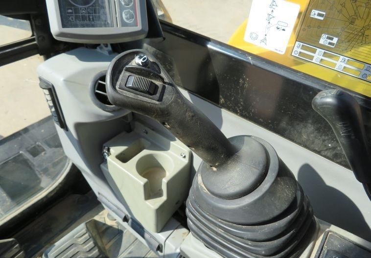 gallery 2015 Caterpillar 308E2 CR Mini excavator