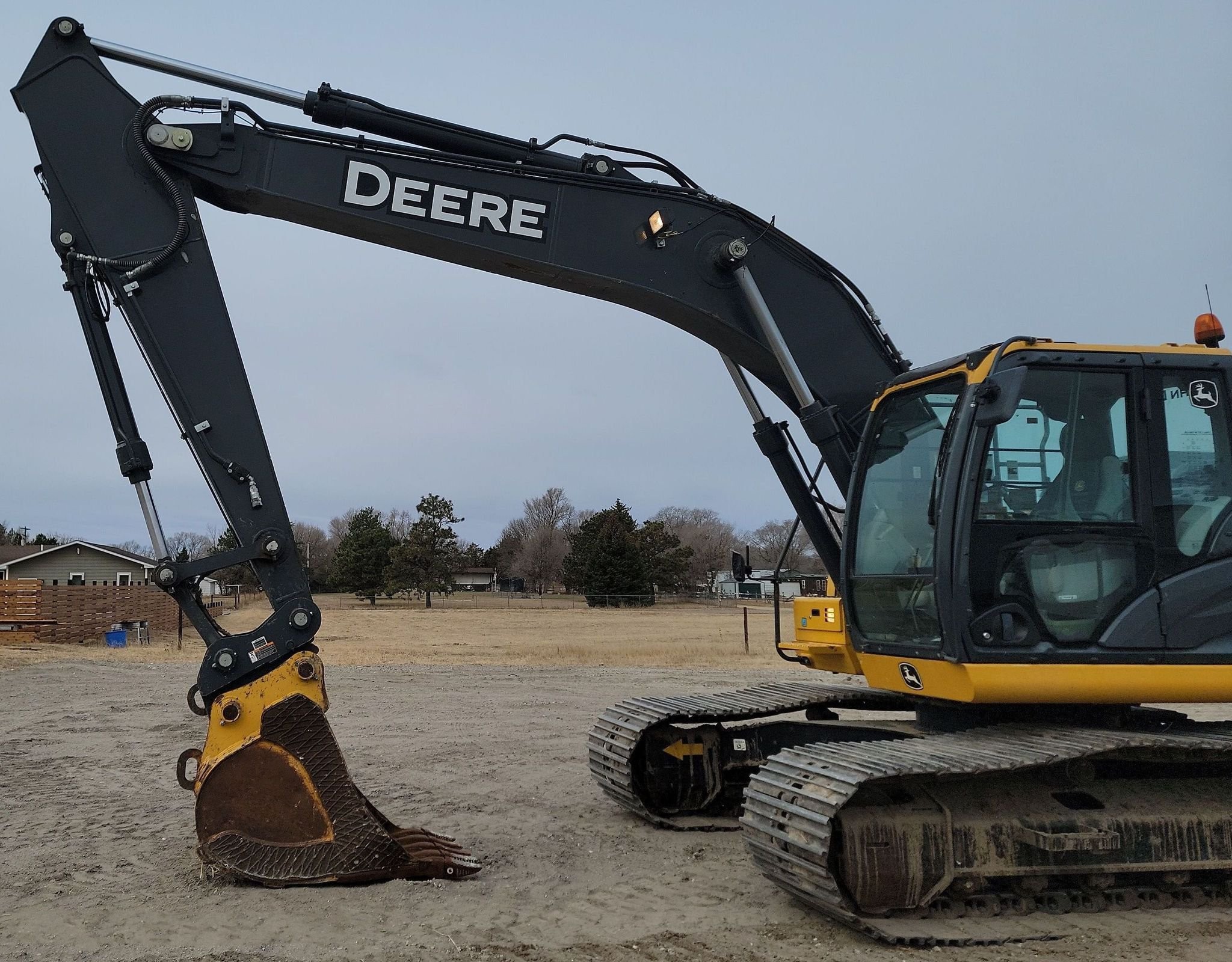 gallery 2018 John Deere 210G LC excavator