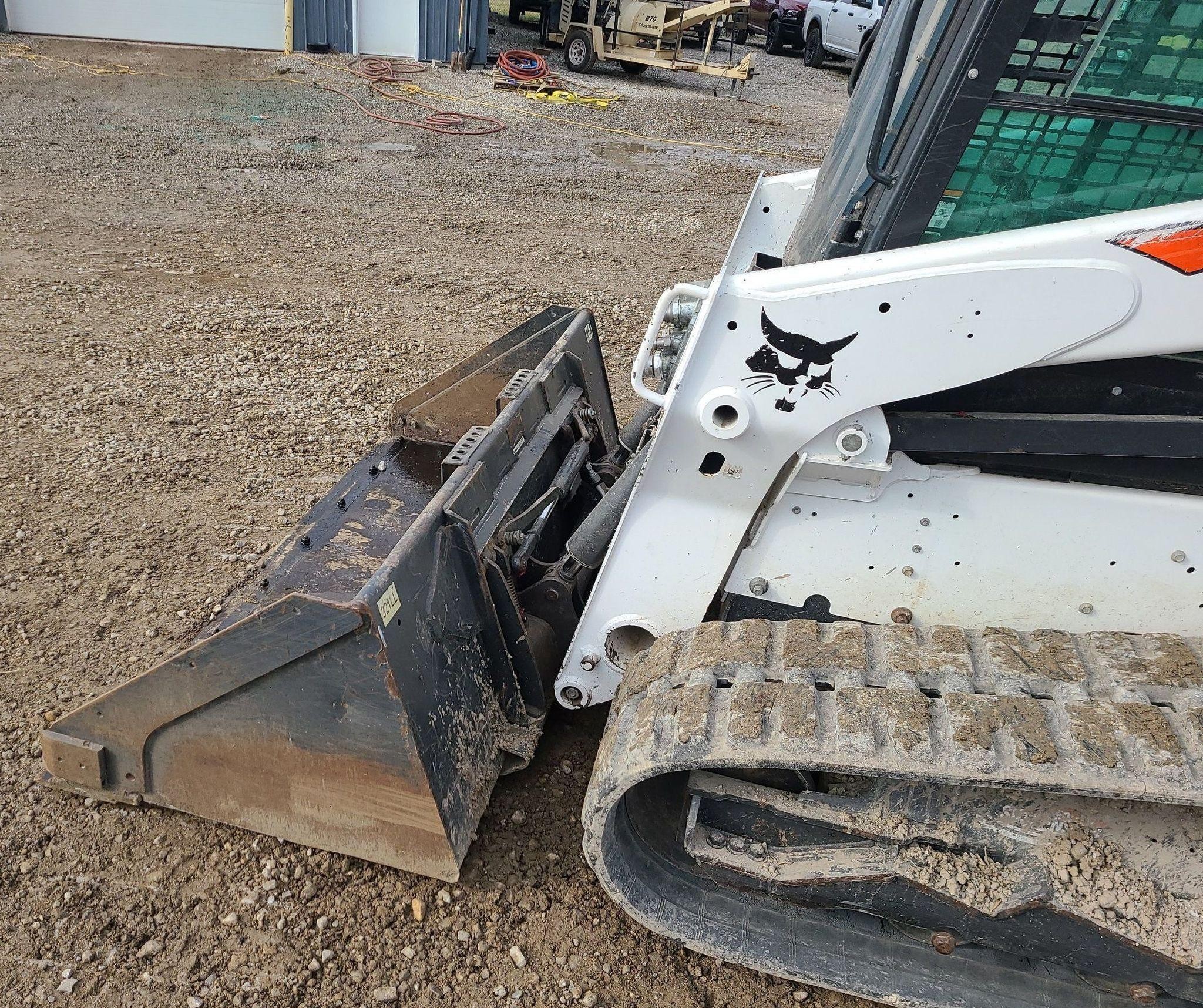 gallery 2019 Bobcat T770 tracked skid steer loader