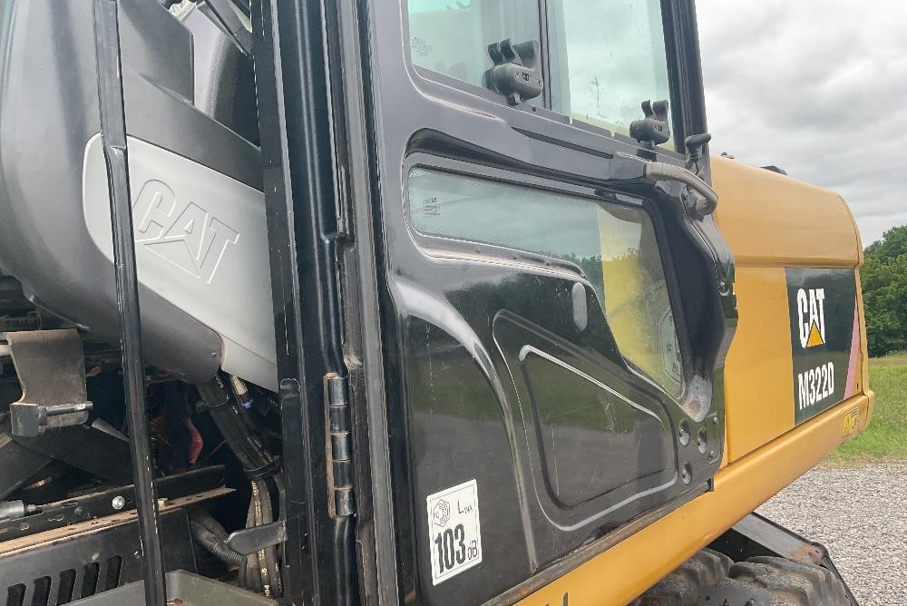 gallery 2011 Caterpillar M322D Wheeled Excavator